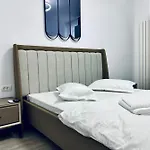 Astoria Seaside Apartment