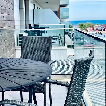 Astoria Seaside Apartment Năvodari