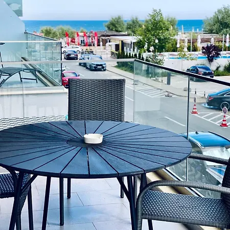Astoria Seaside דירה